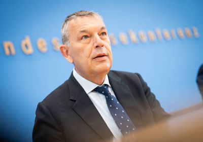 الأونروا: 6 آلاف شاحنة غذاء ودواء جاهزة للعبور إلى غزة