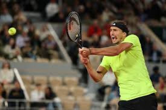 زفيريف وجوف يتقدمان في بطولة كندا المفتوحة للتنس