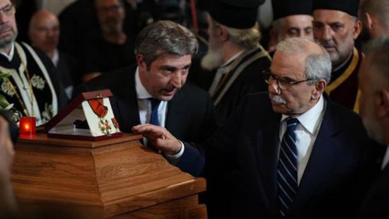 موكب تشييع أوزي أوزبورن يطوف في مدينته برمنغهام