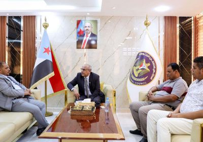 الكثيري يناقش الأوضاع في سقطرى ودعم مسار التنمية