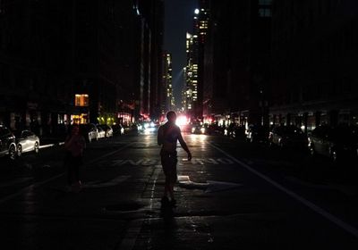 انقطاع الكهرباء يعطل قطارات مترو نيويورك