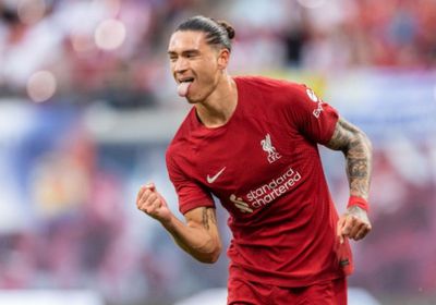 نونينز يقترب من قيادة هجوم الهلال السعودي