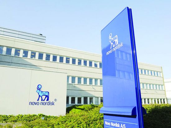 "نوفو نورديسك" تتراجع بعد تعيين رئيس تنفيذي وتخفيض التوقعات