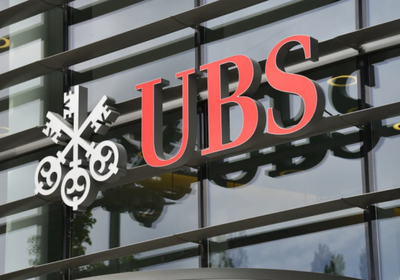 "يو بي إس": علامات السلع الفاخرة قد ترفع أسعارها 2% في أمريكا