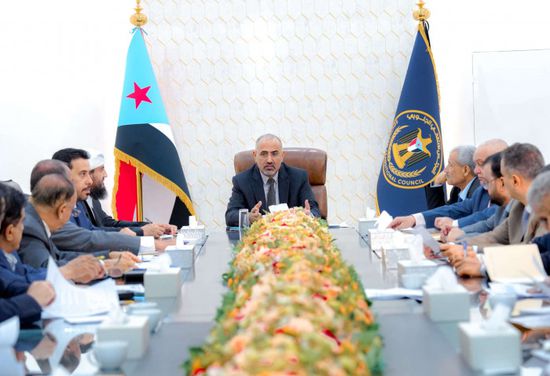 الرئيس الزُبيدي: مواصلة حملات الرقابة على الأسعار وحماية المستهلك