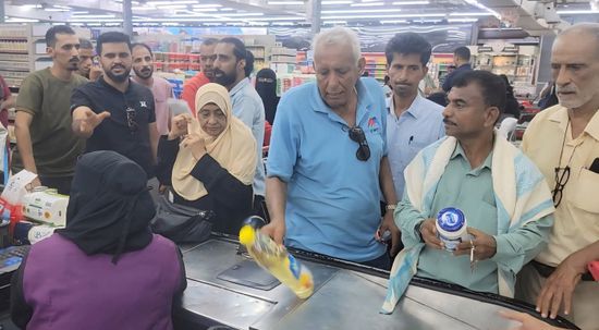 إغلاق محال الجملة المخالفة لقرار خفض أسعار السلع بالمنصورة