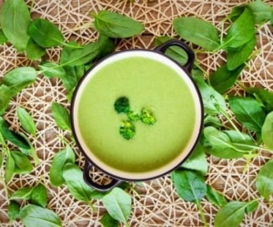 تساعد في إنقاص الوزن.. فوائد شوربة السبانخ