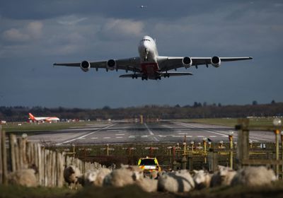 استئناف الرحلات الجوية في بريطانيا بعد عطل فني