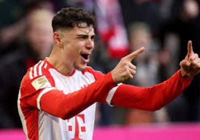 بافلوفيتش لاعب بايرن يغيب عن الملاعب بسبب كسر في محجر العين