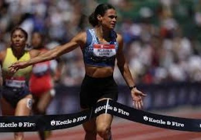 ملكة الحواجز ماكلولين ليفرون تفوز بسباق 400 متر بالتجارب الأمريكية