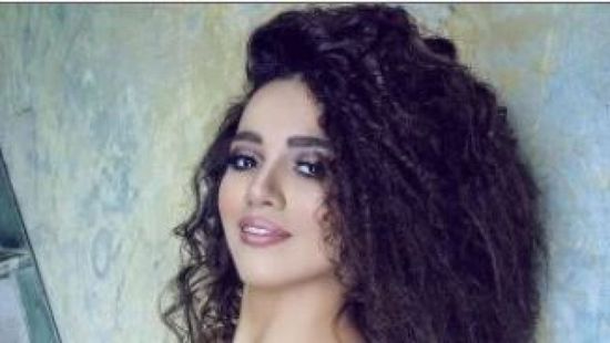 سمية درويش تحيي حفلًا غنائيًا في ساقية الصاوي وتكشف عن عشقها للتمثيل