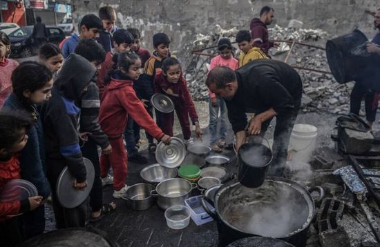 مصر: إسرائيل تنفذ سياسة تجويع ممنهجة في غزة