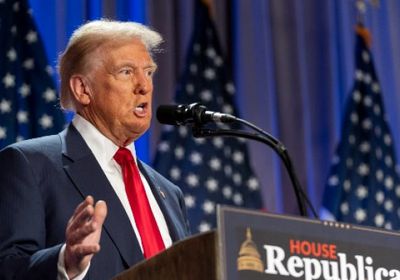 ترامب يهدد بفرض عقوبات على روسيا