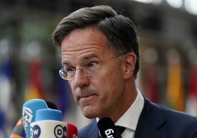 الناتو يرحب بوصول أولى شحنات المعدات العسكرية الأمريكية لأوكرانيا