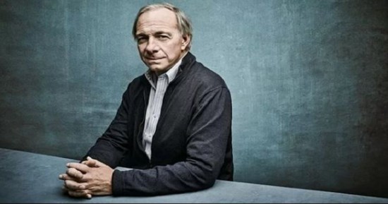 راي داليو يبيع حصته في "بريدج ووتر" ويتنحى عن الإدارة