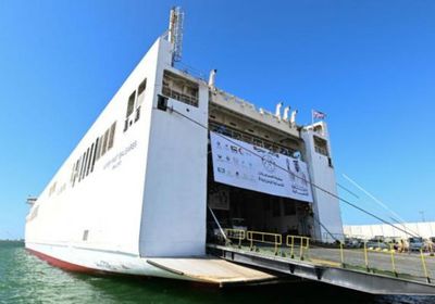 إمارات الخير.. وصول سفينة خليفة الإنسانية لميناء العريش ضمن عملية الفارس الشهم 3