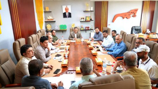 لملس يطلع على سير حملة ضبط الأسعار في عدن