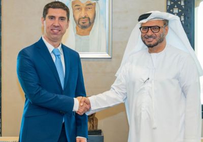 قرقاش يلتقي وزير الخارجية المولدوفي