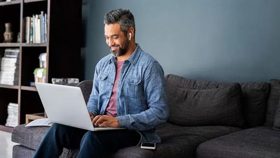 ولاية أسترالية تقترح تشريع العمل من المنزل كـ"حق مكتسب"