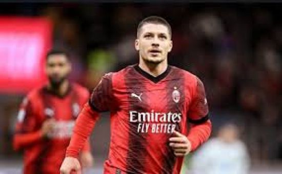 أيك اليوناني يضم يوفيتش لاعب ميلان وريال مدريد السابق