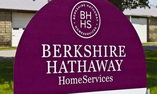 "بيركشير هاثاواي" تعلن تأثر شركاتها بسياسات ترامب التجارية