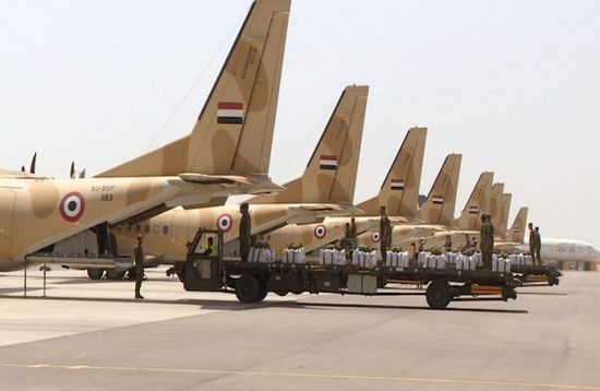 الجيش المصري: تنفيذ 11 إنزالاً جوياً للمساعدات على غزة