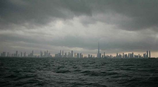 العاصفة "إيفو" تقترب من سواحل المكسيك