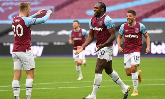 أنطونيو يرحل عن وست هام بعد عدم تجديد عقده