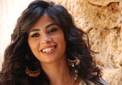 روبي تطلق أغنيتها الصيفية الجديدة "ثانيتين" وتتصدر الترند