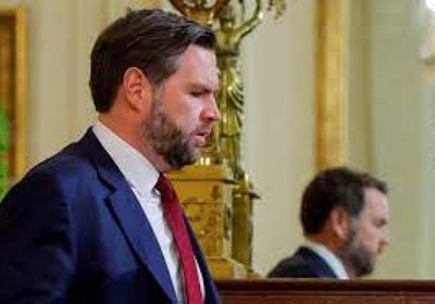 نائب ترامب يبدأ زيارة لبريطانيا