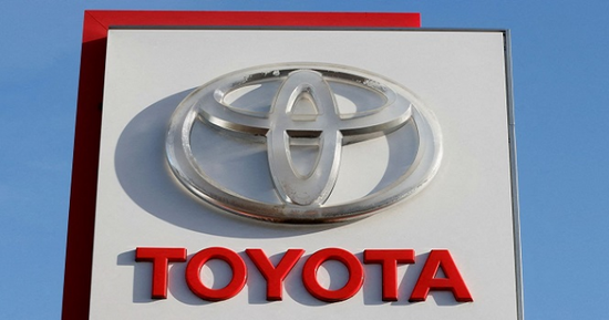 "تويوتا" تخفض توقعات أرباحها بسبب ارتفاع الين