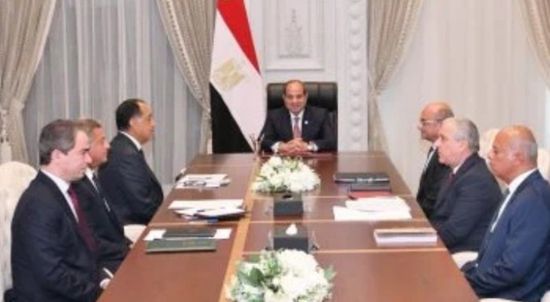 الرئيس السيسى يجتمع برؤساء مجلس وهيئتي الإعلام والصحافة