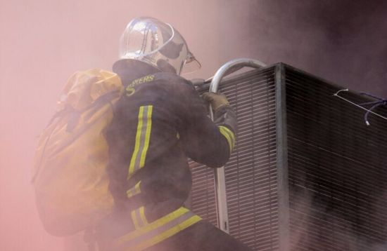 حريق بمصنع لإنتاج الكلور بجنوب فرنسا