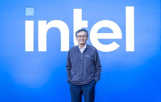 رئيس "إنتل" يدافع عن نفسه بعد دعوة ترامب لاستقالته