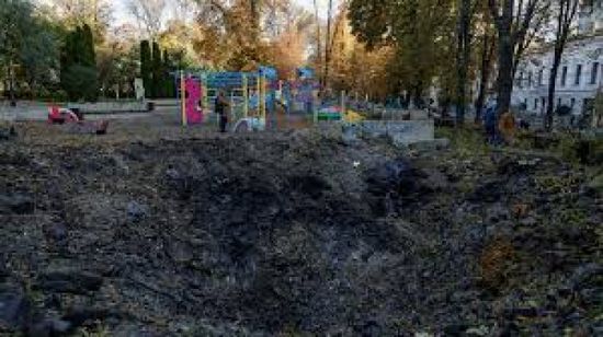 أوكرانيا: إصابة 12 في غارات روسية على زابوريجيا