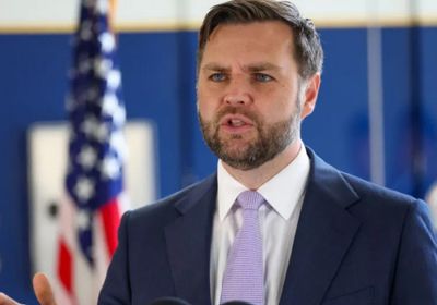 دي فانس: نعمل على عقد محادثات بين بوتين وزيلينسكي