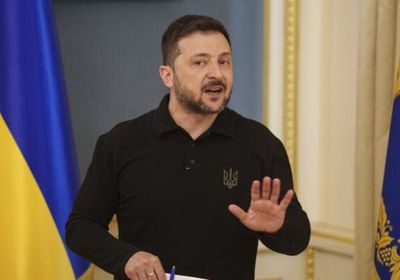    زيلينسكي يتهم روسيا بمحاولة تضليل واشنطن