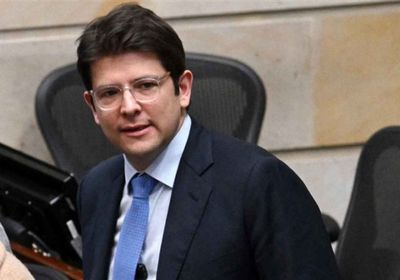 وفاة السناتور الكولومبي أوريبي بعد شهرين من إصابته