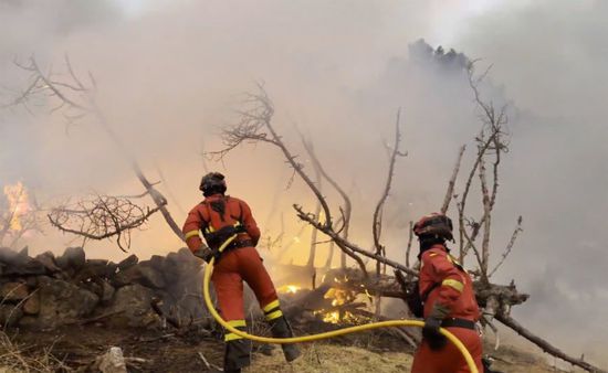       بسبب حرائق الغابات.. إجلاء أكثر من ألفي شخص بإسبانيا