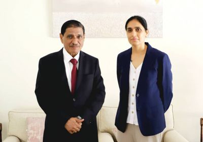 البحسني وسفيرة بريطانيا يبحثان دعم البنية التحتية والخدمات