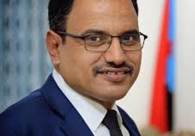 السقطري يوجه بتكثيف الرقابة على مراكز الإنزال السمكي