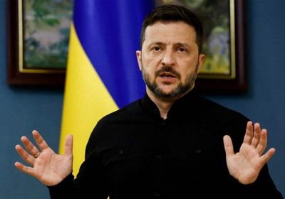 زيلينسكي: لن أسحب القوات الأوكرانية من دونباس