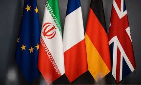 الترويكا الأوروبية تهدد بفرض عقوبات على إيران