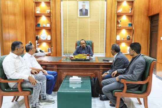 محافظ حضرموت يناقش سير مهام شركة بترومسيلة