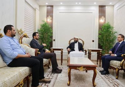 المحرّمي يطلع على خطط تطوير أداء هيئة الأراضي