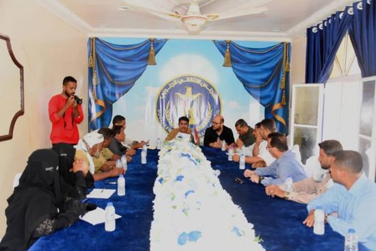 انتقالي حضرموت يثمن جهود الرئيس الزُبيدي لمعالجة الأزمة الاقتصادية