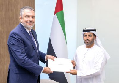 الخارجية الإماراتية تتسلم أوراق اعتماد سفير جمهورية صربيا لدى أبوظبي