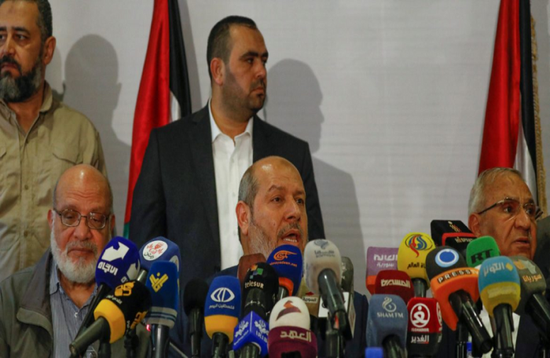 رئيس المخابرات المصرية يبحث مع وفد حماس التهدئة في غزة