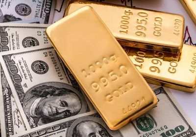 أسعار الذهب تستقر مع تراجع الدولار وتوقعات خفض الفائدة