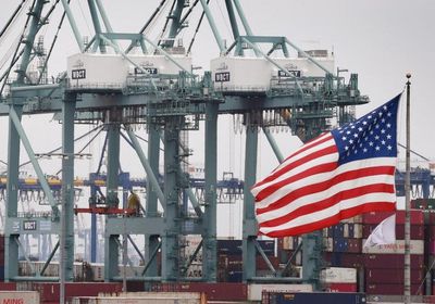 الشركات الأمريكية تتحمل أعباء التعريفات الجمركية